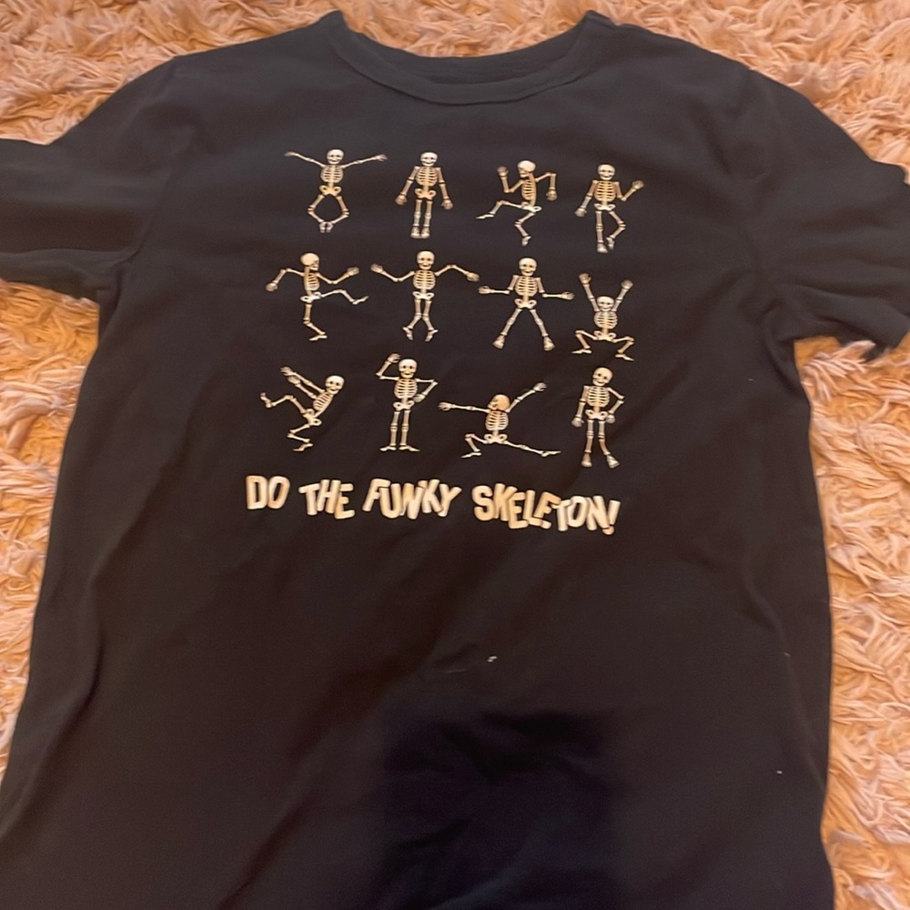 Black t shirt kids